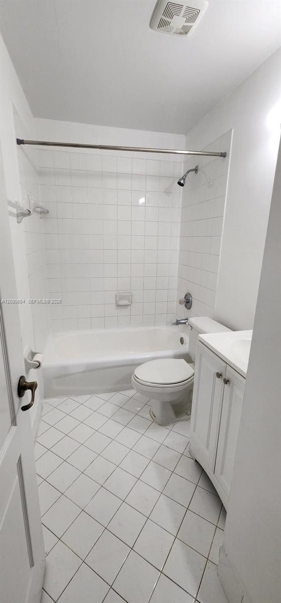 Foto del edificio - 7195 NW 179th St