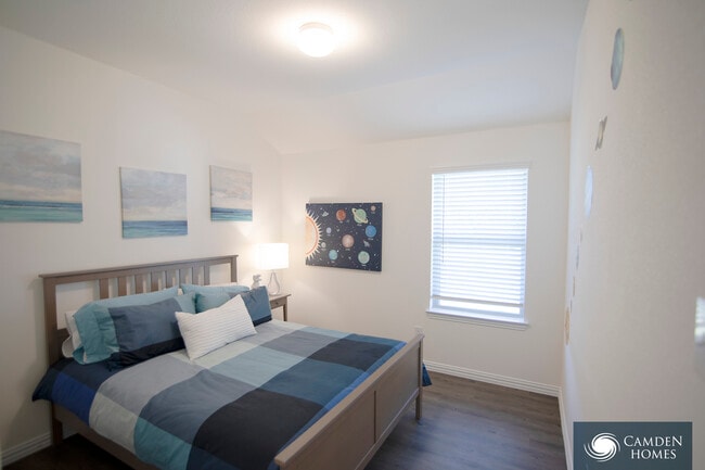 Photo - 1984 Passion Dr House