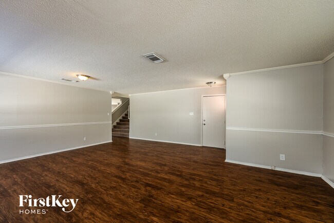 Foto del edificio - 13423 Alder Creek Dr
