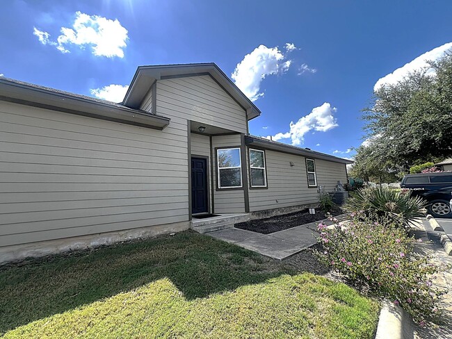 Building Photo - 3/2 Round Rock Condo in Turtle Creek Village