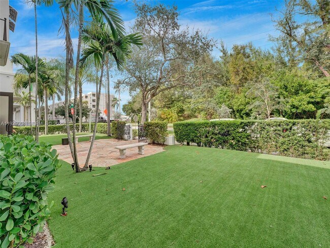 Building Photo - 1656 Polk St