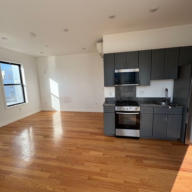 Foto del edificio - 52 Washington Ave