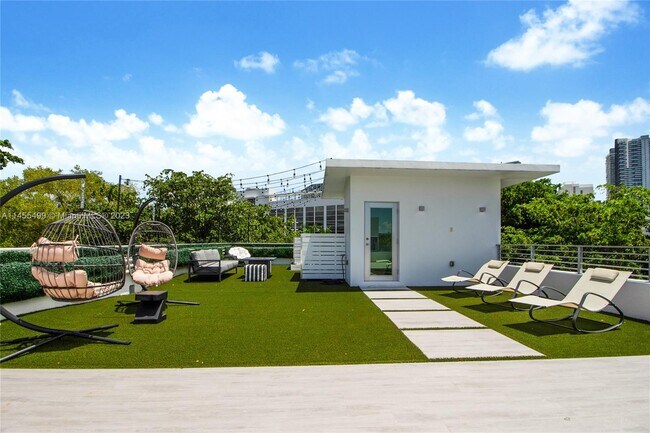 Foto del edificio - 1500 SW 1st Ave