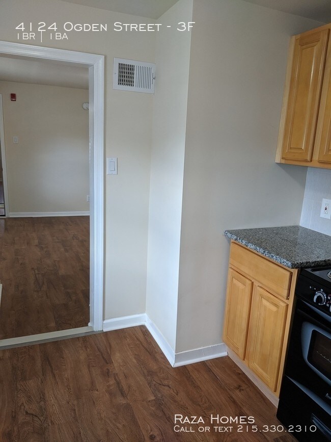 Building Photo - 4124 Ogden Street Unit #3F