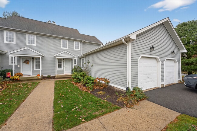 Building Photo - 43 Copley Rd