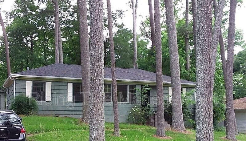 Primary Photo - 904 Nelson Dr