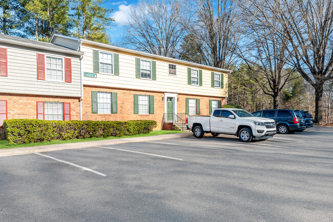 Foto del edificio - Cedar Hills Apartments & Townhomes