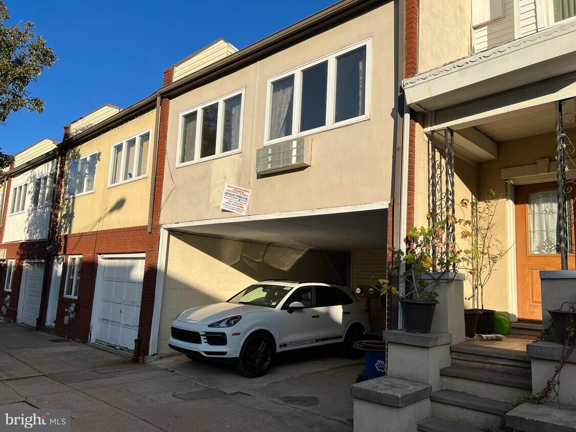 2611 S 9th St, Philadelphia, PA 19148 Townhome Rentals in Philadelphia PA