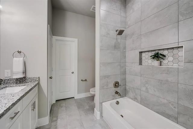 Foto del edificio - 8728 Dunlap Dr