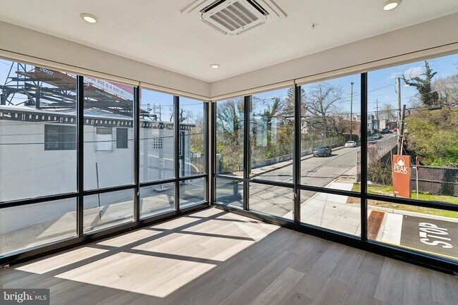 Photo - 3449 Scotts Ln Apartment