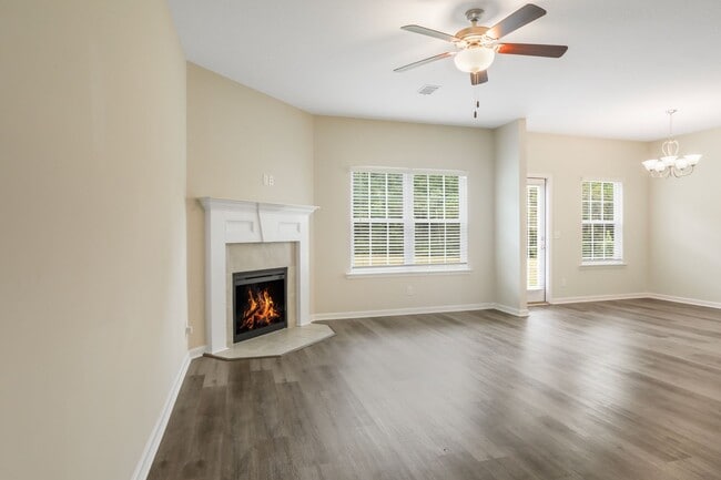 Building Photo - 3bd 2.5ba Home for Rent in Hinesville!