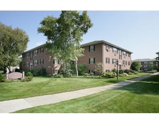 Building Photo - 141 North St