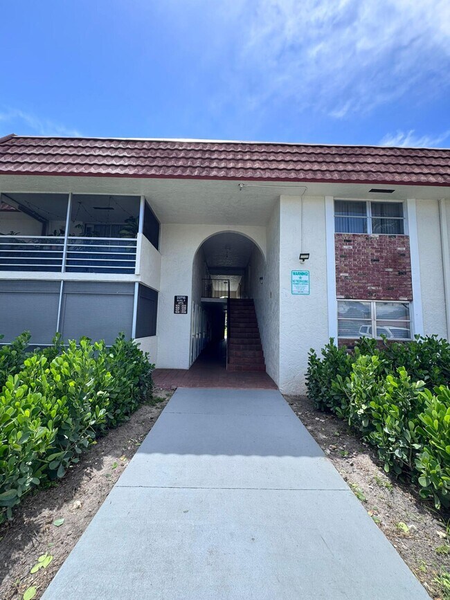 Foto del edificio - 22715 SW 66th Ave