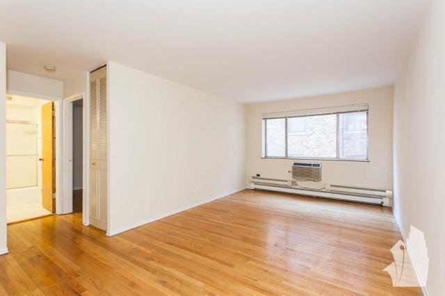 Foto del edificio - 1 bedroom in Chicago IL 60614