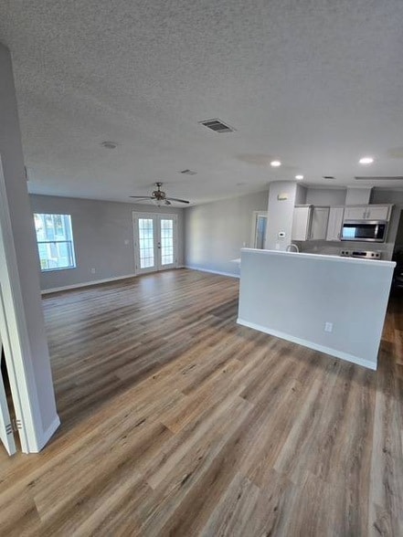 Building Photo - 4413 Tierra Verde Pl