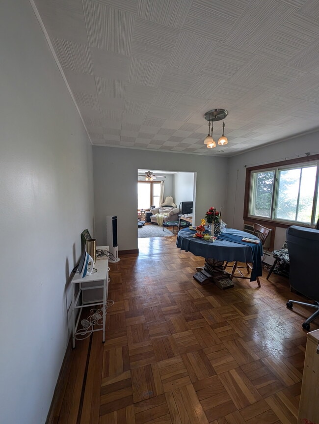 Foto del edificio - 85 Gladstone St