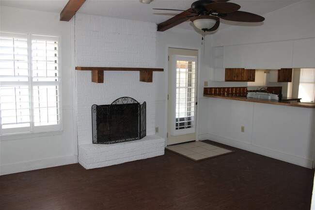 Building Photo - 101 Quail Creek Dr