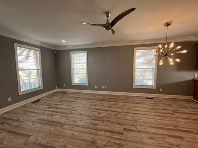 Foto del edificio - Lovely Home in the Love Grove subdivision!