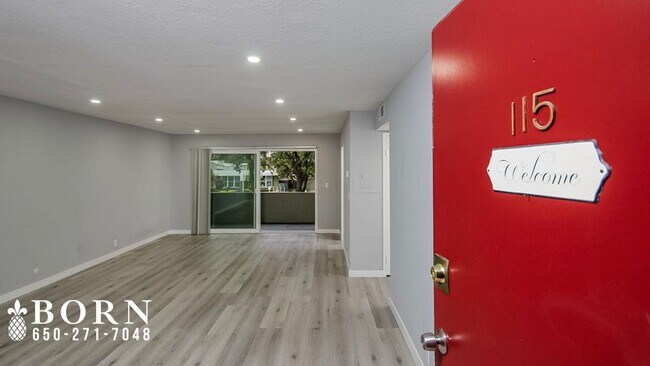 Foto del edificio - 1458 Hudson St