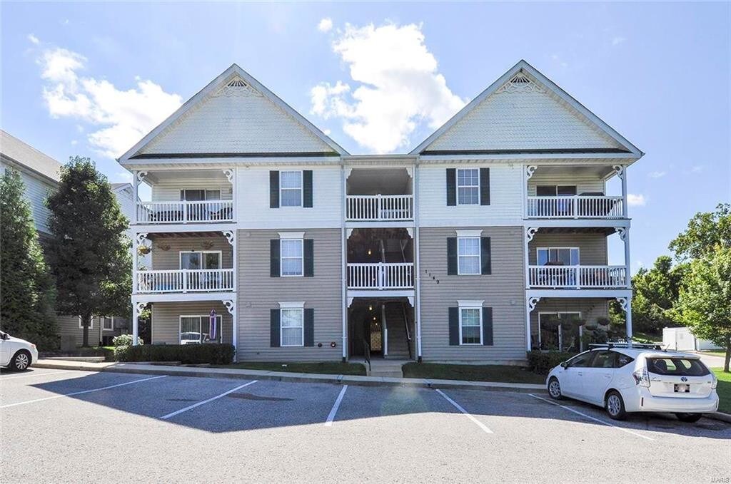 1101 Arbor Creek Dr, St. Louis, MO 63122 Condo for Rent in St. Louis