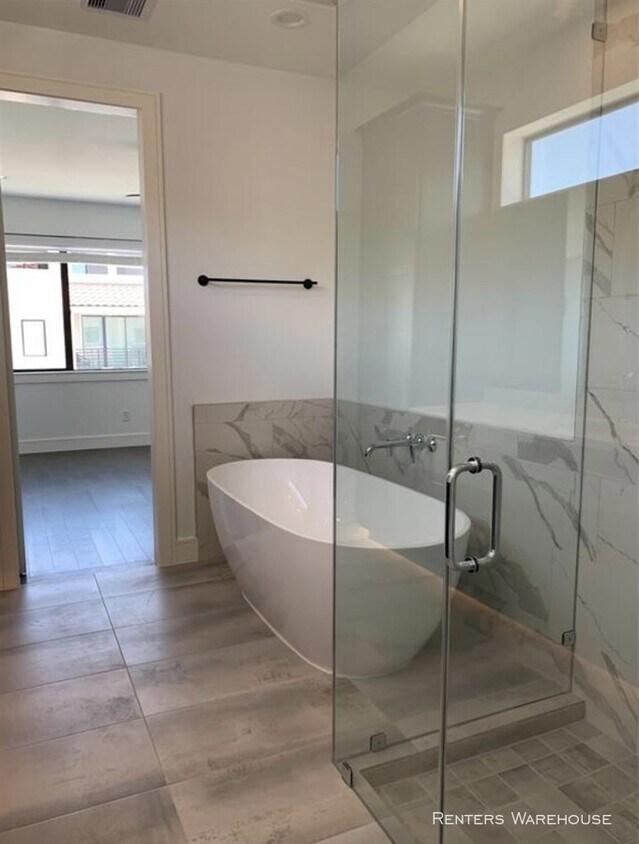 Foto del edificio - Townhome for lease in Rice Military