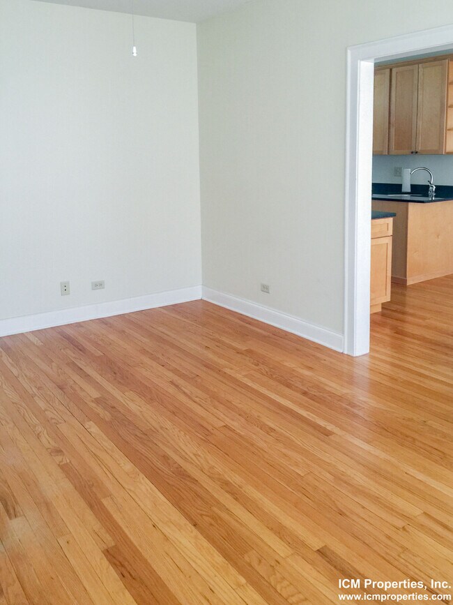 Foto del edificio - 4808 N Paulina St