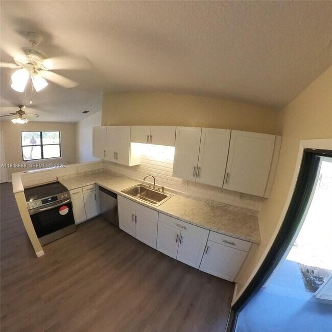 Foto del edificio - 21548 Seyburn Terrace