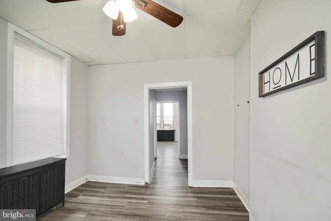Foto del edificio - 2512 Poplar St
