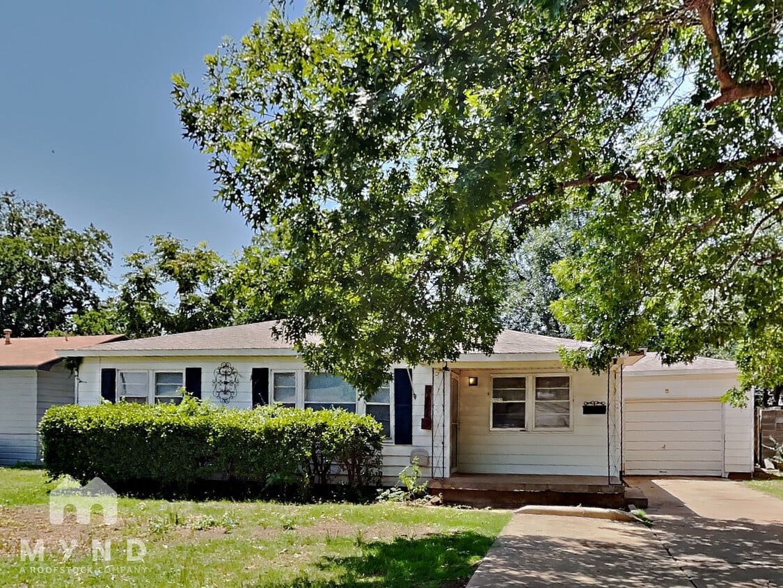 Primary Photo - 3507 32nd St