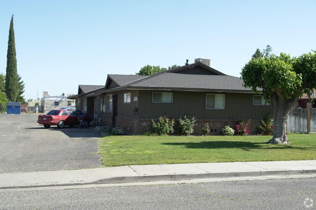 817 Acacia Ct, Atwater, CA 95301 Apartments in Atwater, CA