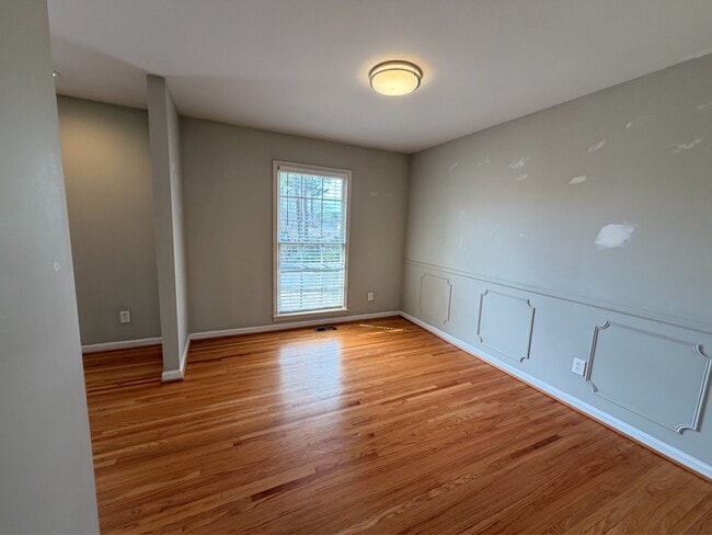 Foto del edificio - 1092 Sherbrooke Dr