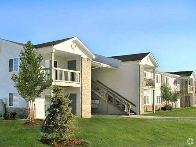 Building Photo - Camby Crossing