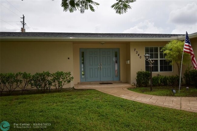 Building Photo - 7340 NW 11th Ct