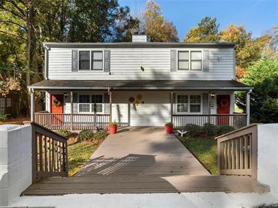 Building Photo - 2108 Wells Dr SE