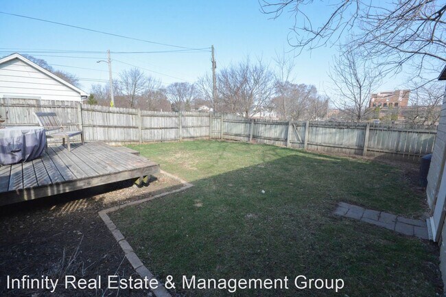 Building Photo - 4 br, 2 bath House - 1013 2nd St NW