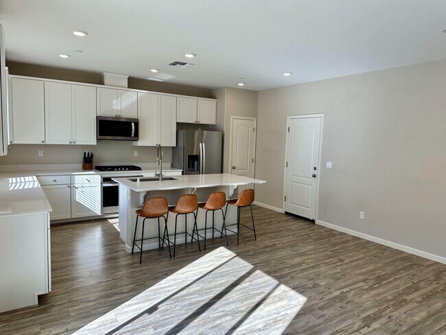 Foto del edificio - 5517 Kennedy Pl