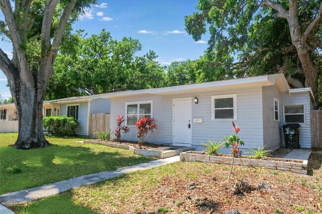 Foto del edificio - Half Off! 1 Bedroom, 1 Bathroom Home for R...