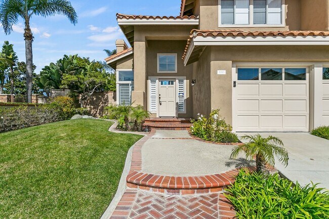 Building Photo - 9191 Belcaro Dr