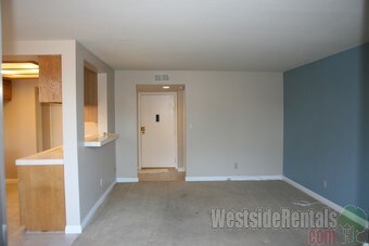 Foto principal - 28006 S Western Ave