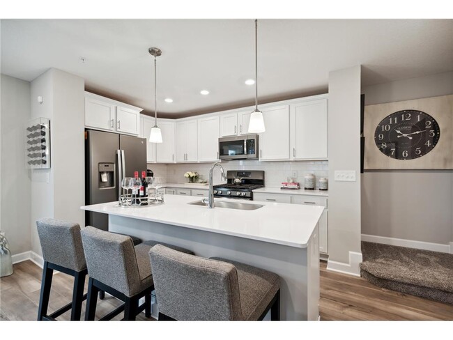 Decorated Model - 10887 Fountain Pl N