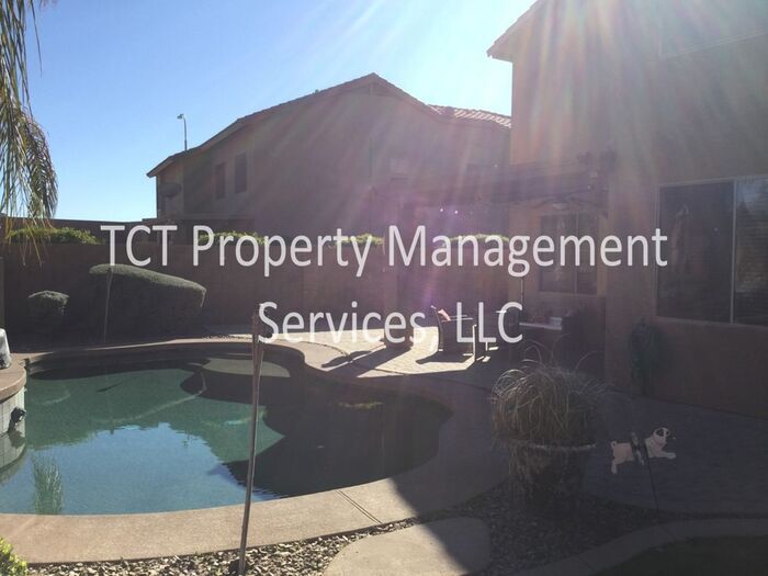 Building Photo - Beautiful 5 bedroom, 3 bath home in Chandler!