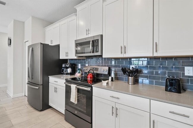 Building Photo - 900 Pebble Beach Dr