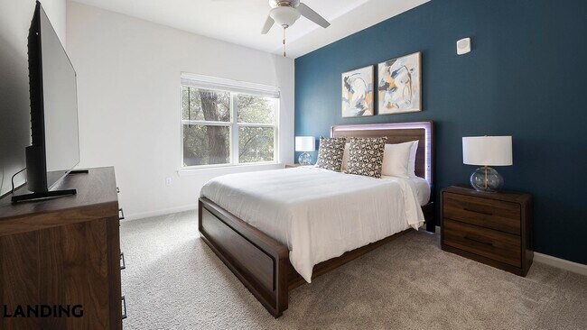Foto del edificio - 12700 Ridgeline Blvd