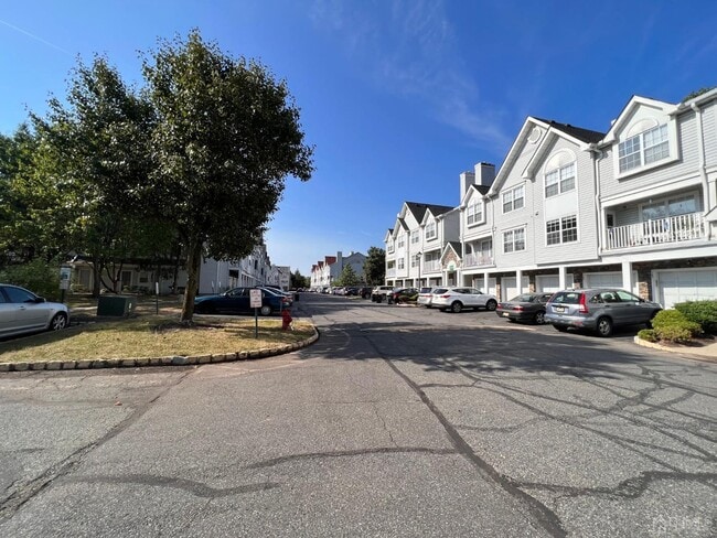 Building Photo - 105 Prestwick Way