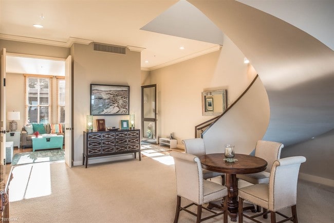 Building Photo - 3 br, 3.5 bath Townhome - 3737 Spanish Bay...