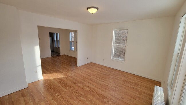 Building Photo - Chisholm Duplex