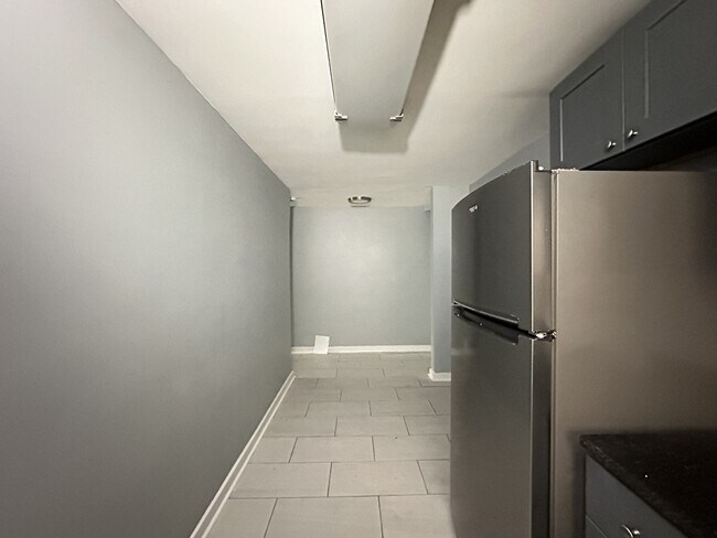 Foto del edificio - 6725 N California Ave