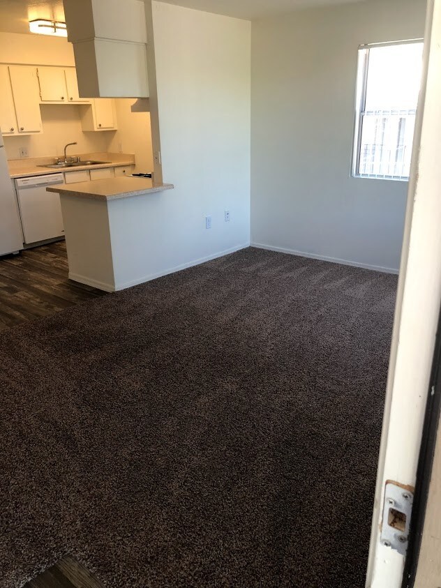 Foto del edificio - 9777 N Thornydale Rd