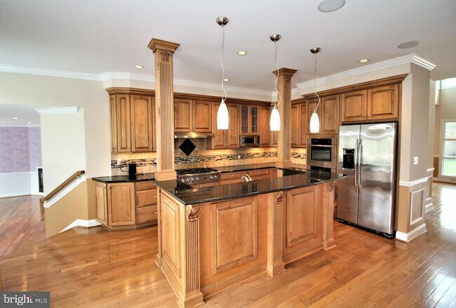 Foto del edificio - 5905 Lone Oak Dr