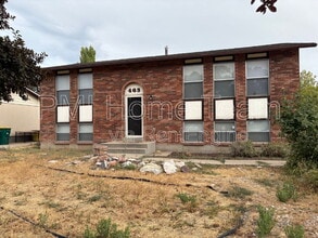 Building Photo - 463 W 2300 S